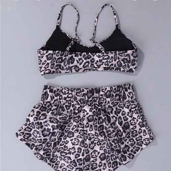 Bikini - short set - Picture 6 of 7